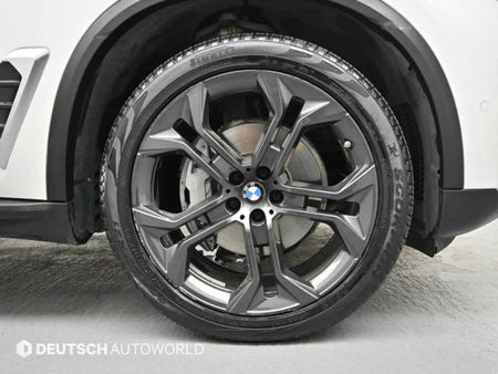 BMW X5 — photo 05