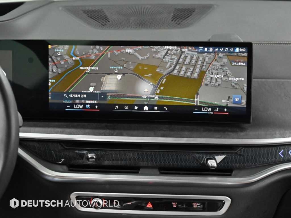 BMW X5 — photo 14