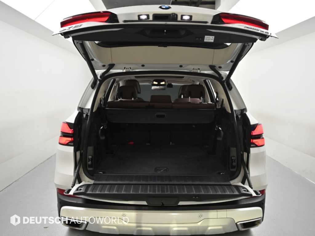 BMW X5 — photo 19