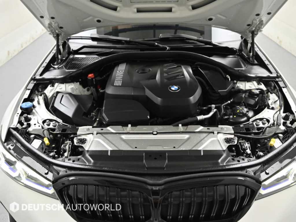 BMW 3-Series — photo 06