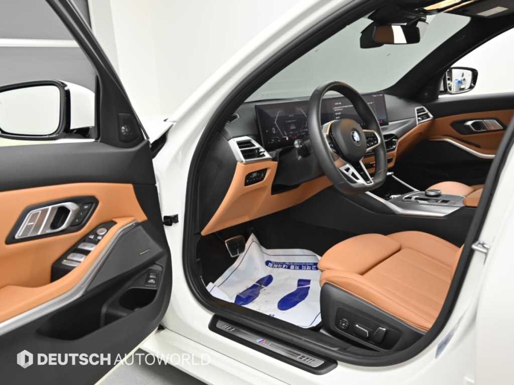 BMW 3-Series — photo 11