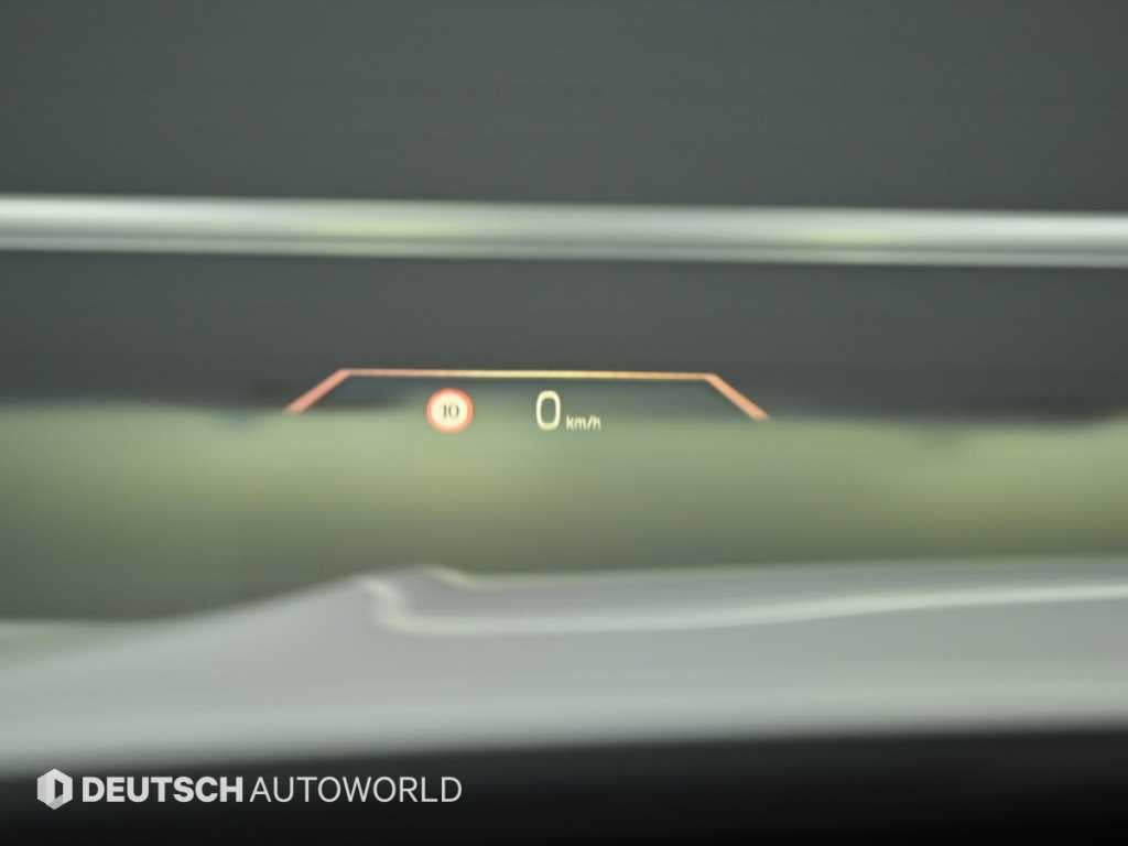BMW 3-Series — photo 17