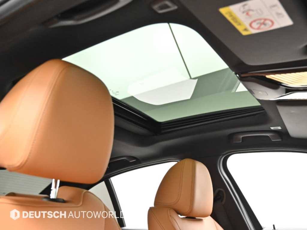 BMW 3-Series — photo 18