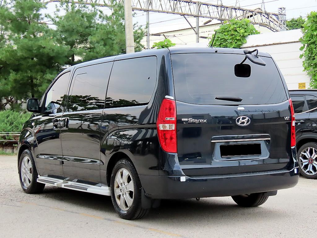 Hyundai Starex — photo 03