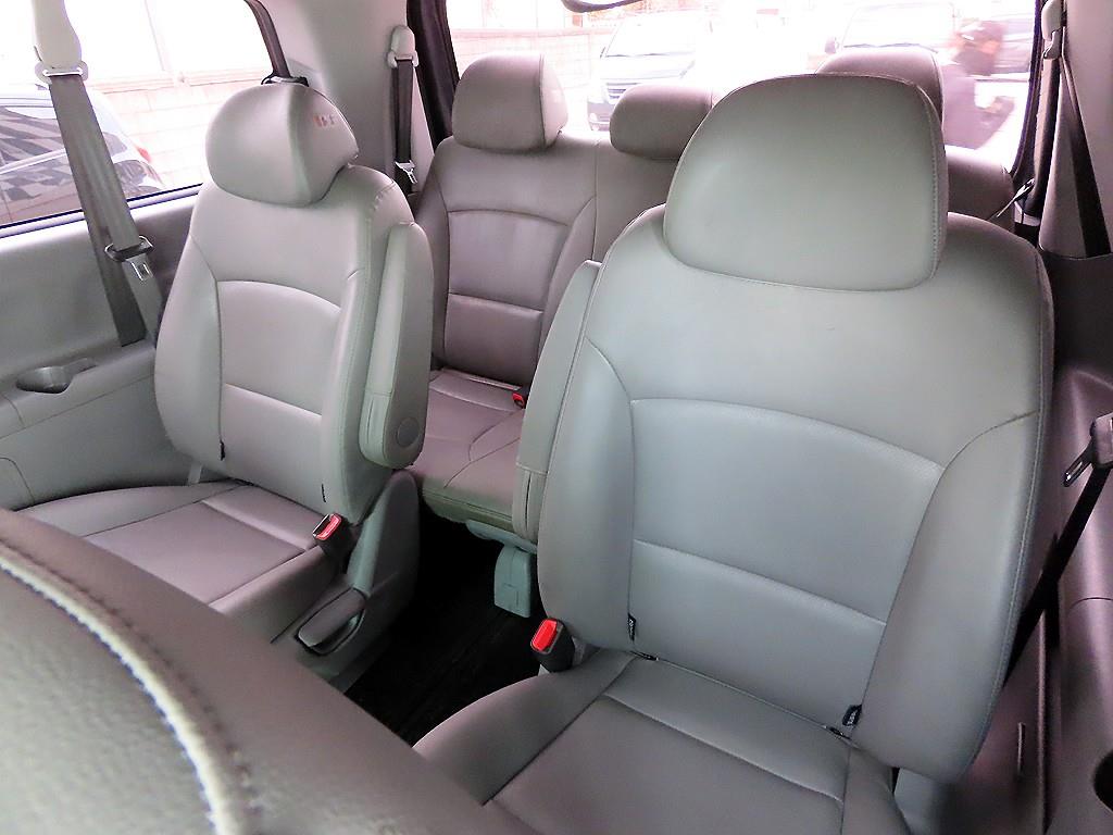 Hyundai Starex — photo 07