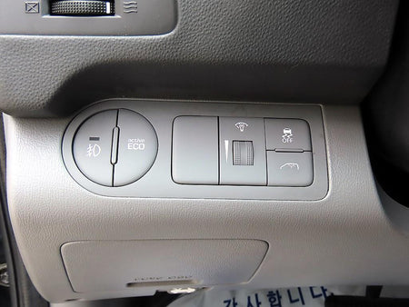 Hyundai Starex — photo 13