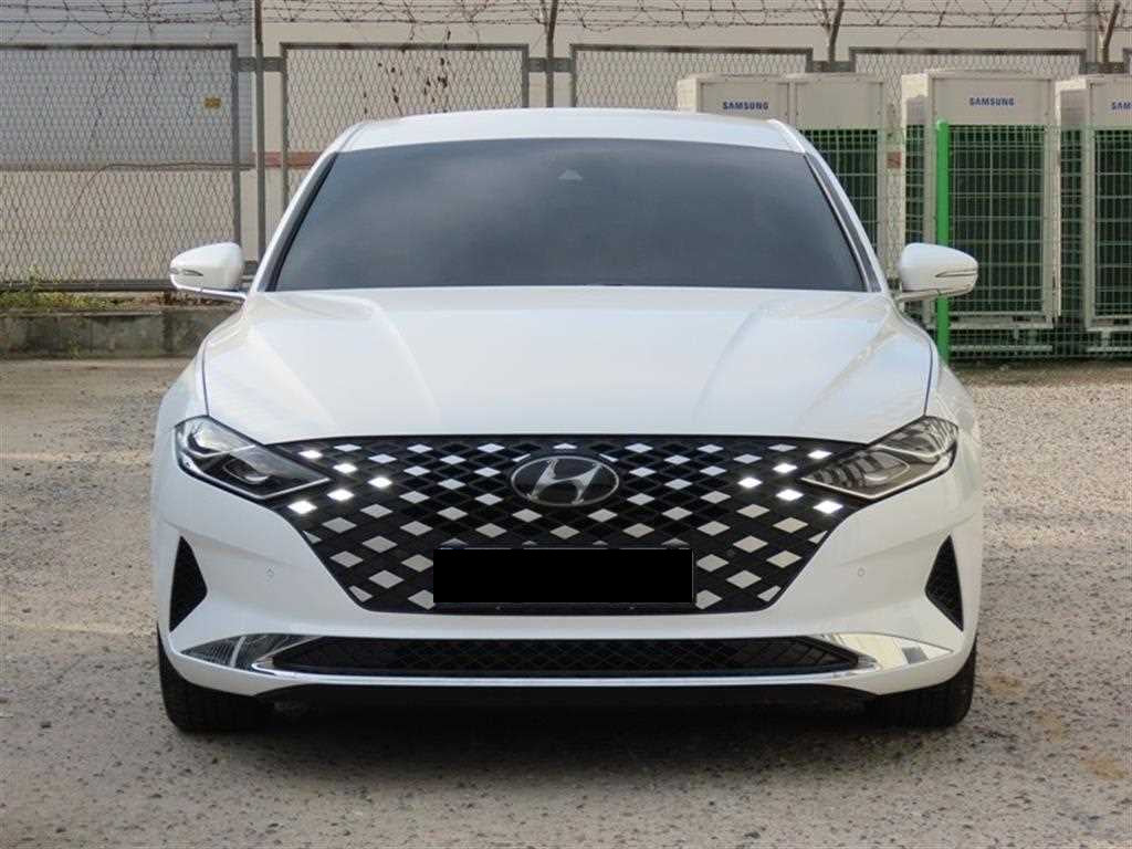 Hyundai Grandeur — photo 02