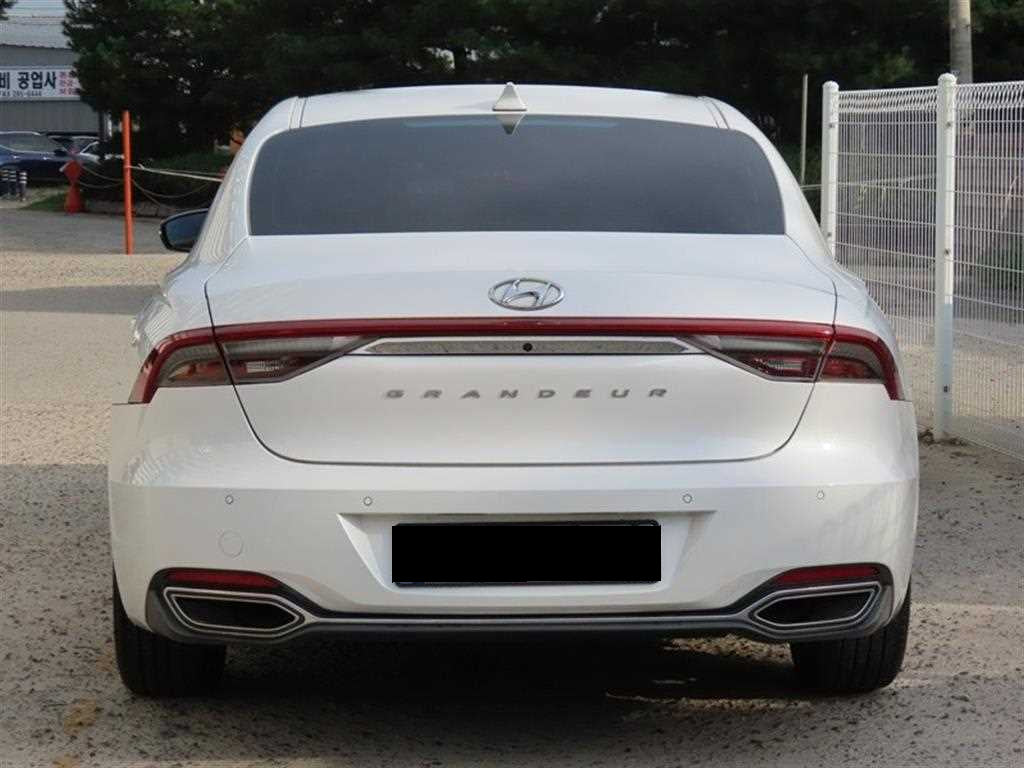 Hyundai Grandeur — photo 04