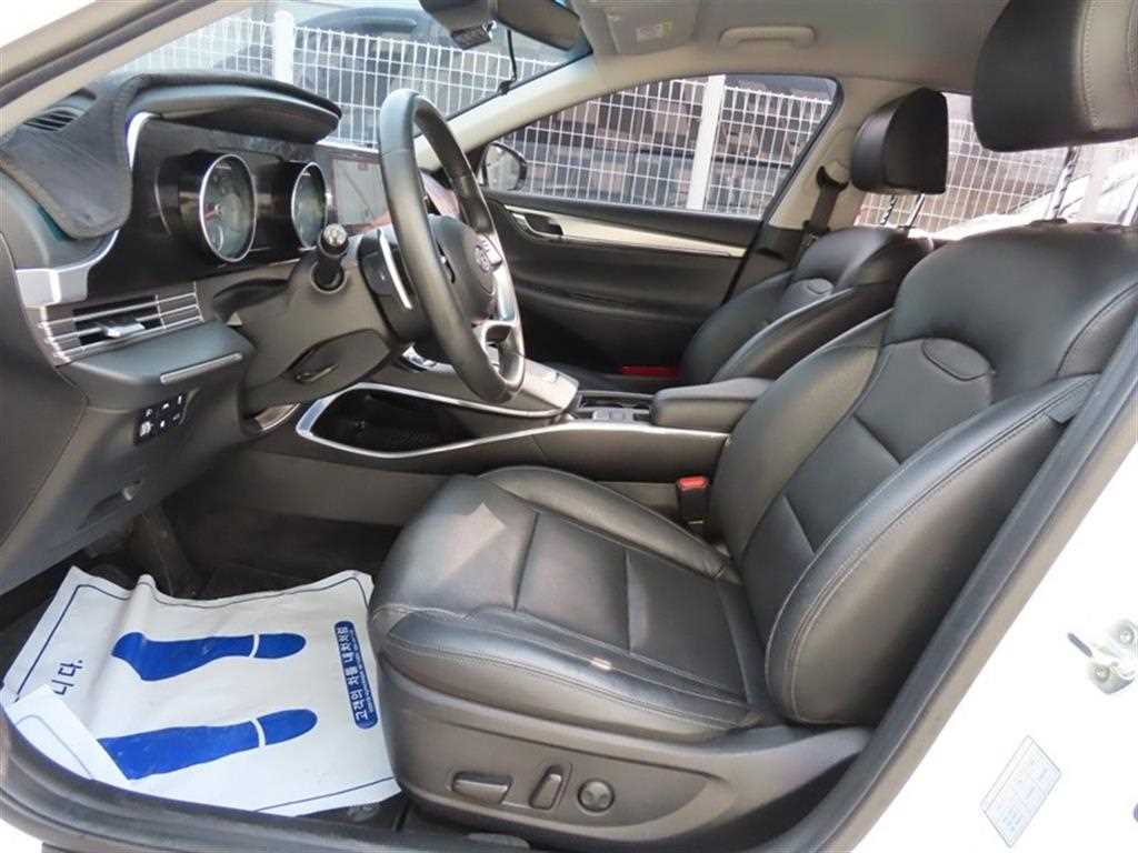 Hyundai Grandeur — photo 06