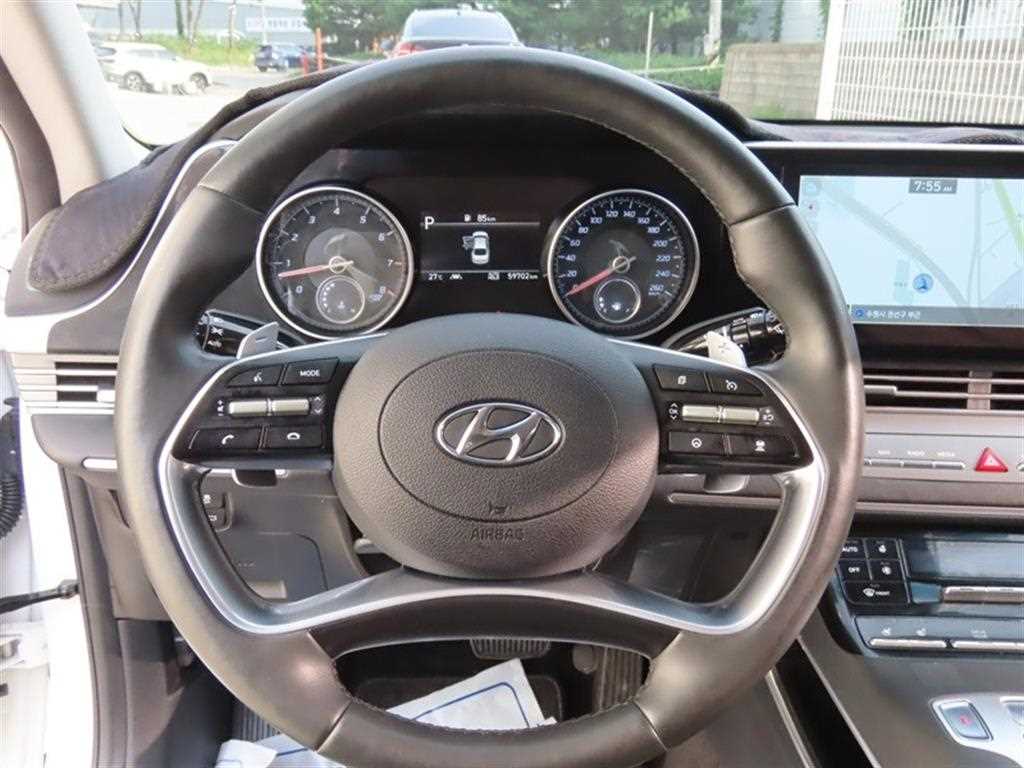 Hyundai Grandeur — photo 11