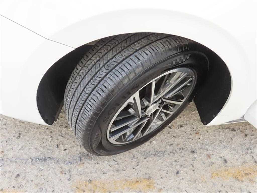 Hyundai Grandeur — photo 19