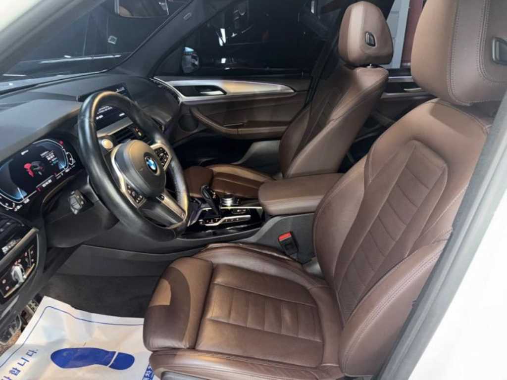 BMW X3 — photo 06