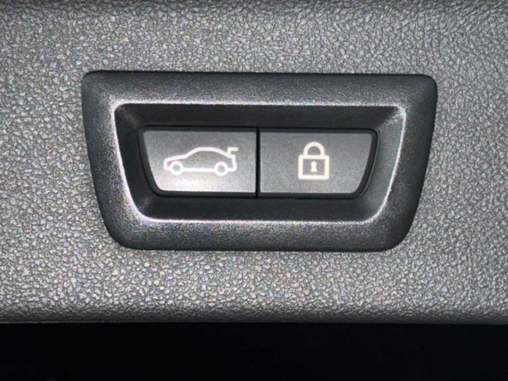 BMW X3 — photo 18