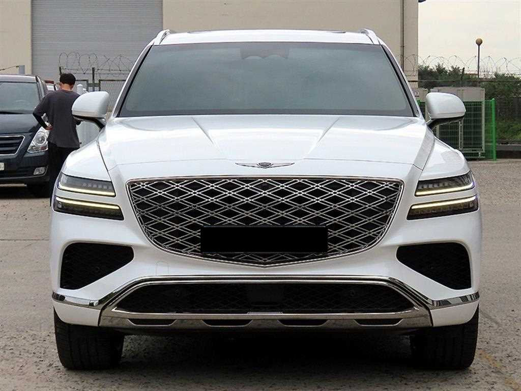 Genesis GV80 — photo 02