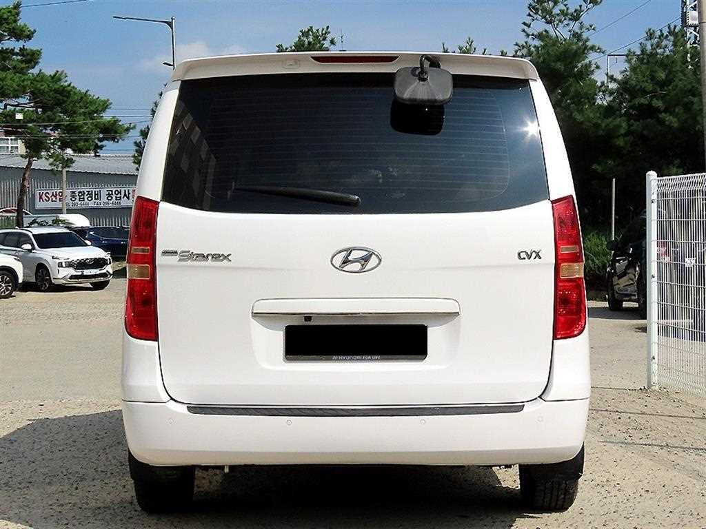 Hyundai Starex — photo 04