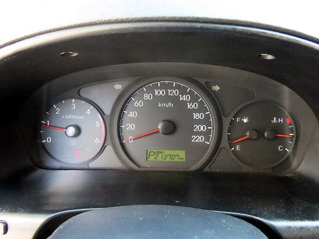 Hyundai Starex — photo 10