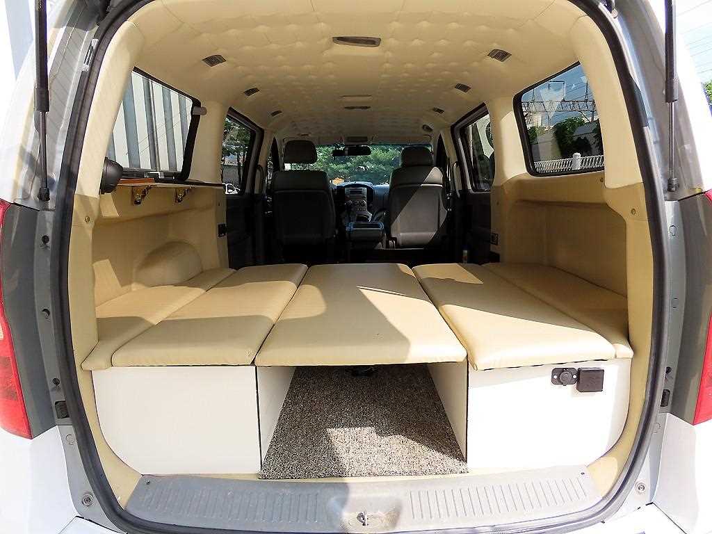Hyundai Starex — photo 17