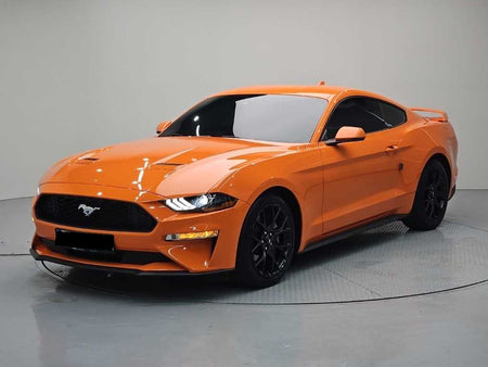 Ford Mustang — photo 01