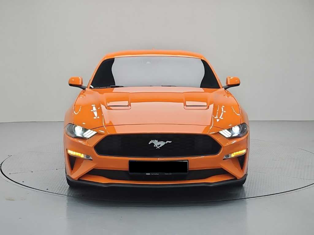 Ford Mustang — photo 02
