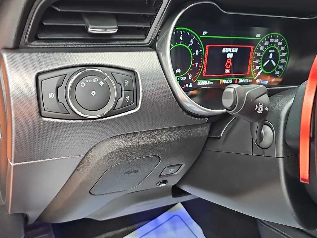Ford Mustang — photo 16