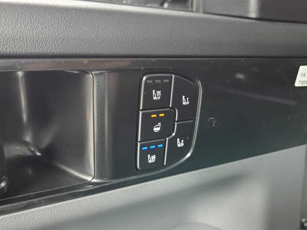 Kia Tasman — photo 10