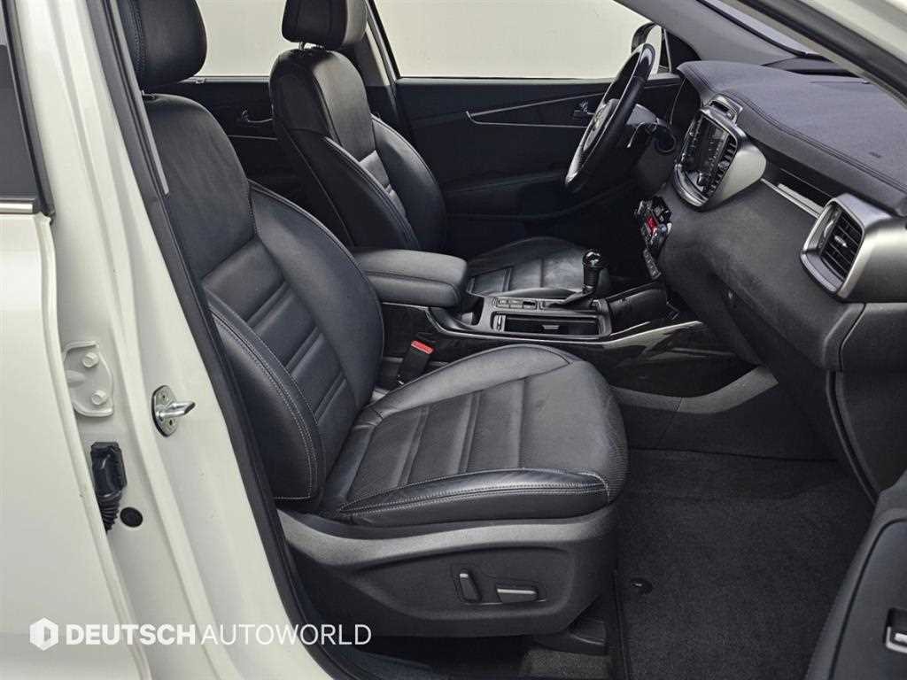 Kia Sorento — photo 10