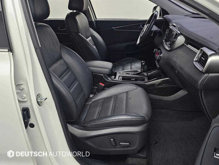 Kia Sorento — photo 10