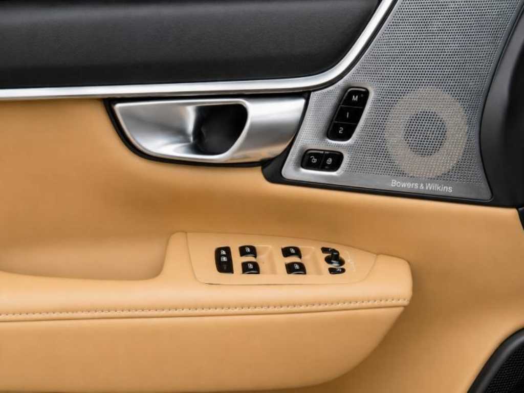 Volvo V90 — photo 10