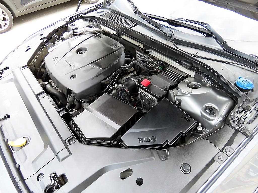 Volvo V90 — photo 19
