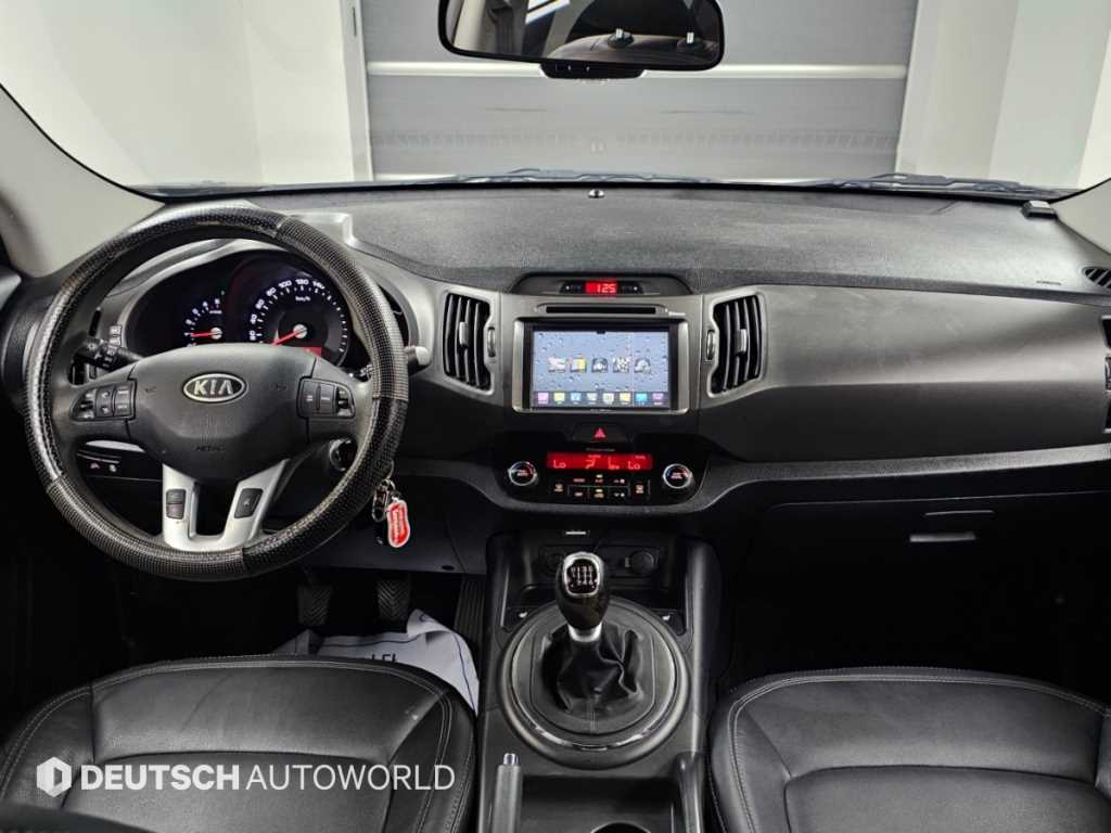 Kia Sportage — photo 07