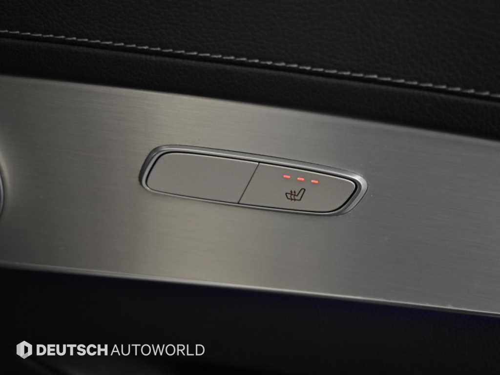 Mercedes-Benz GLC-Class — photo 16