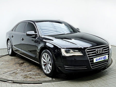 Audi A8 — photo 02