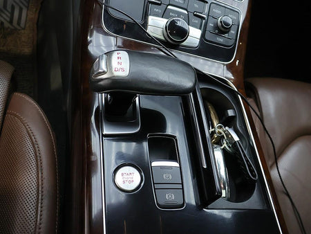 Audi A8 — photo 10