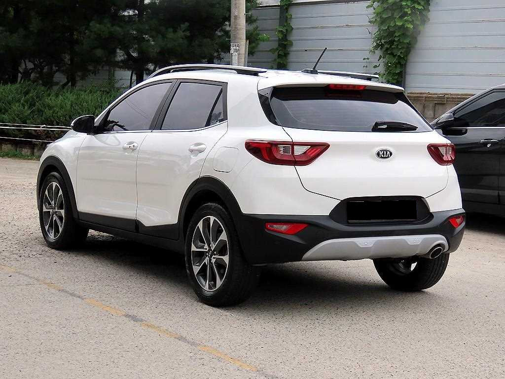 Kia Stonic — photo 03