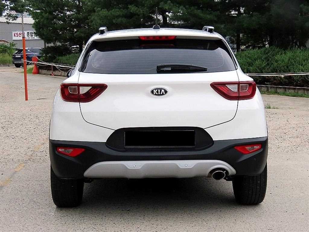 Kia Stonic — photo 04