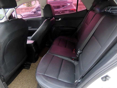 Kia Stonic — photo 06