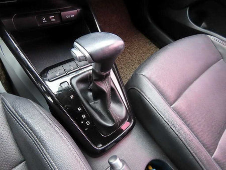 Kia Stonic — photo 10