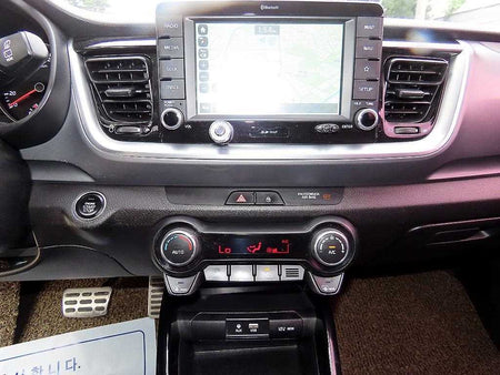 Kia Stonic — photo 13