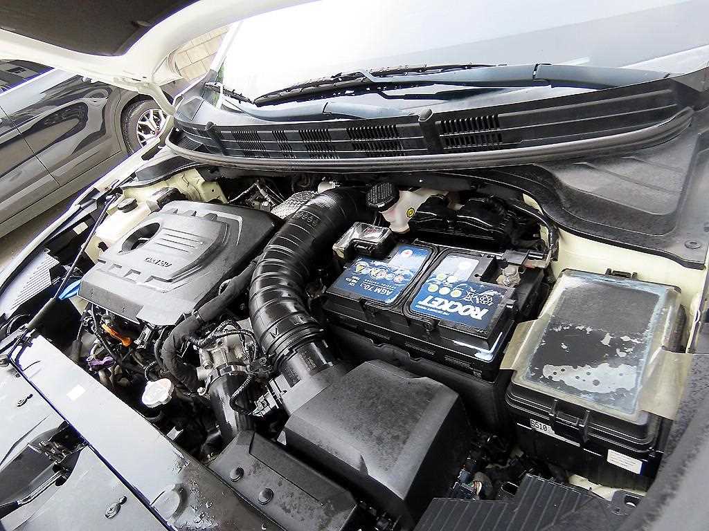 Kia Stonic — photo 18