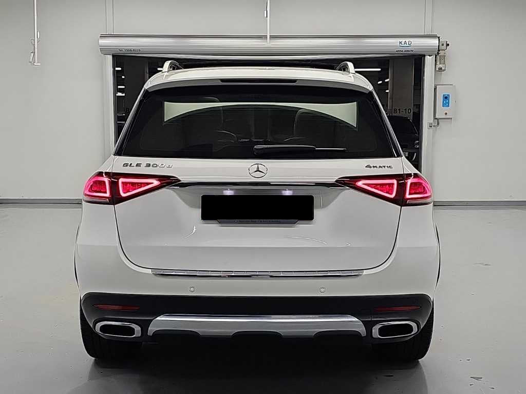 Mercedes-Benz GLE-Class — photo 03