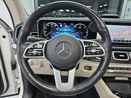 Mercedes-Benz GLE-Class — photo 09