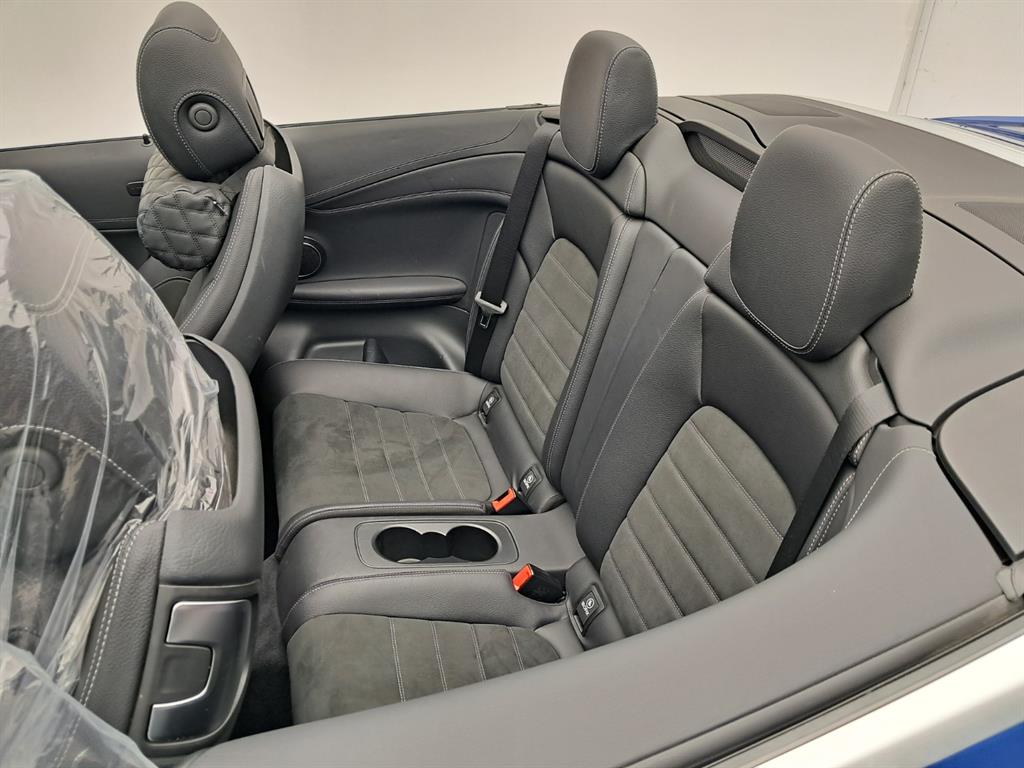 Mercedes-Benz C-Class — photo 12