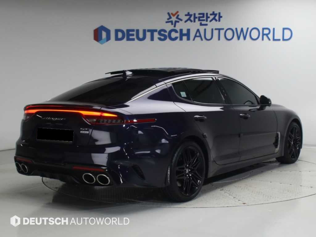 Kia Stinger — photo 02