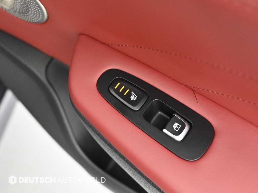 Kia Stinger — photo 19
