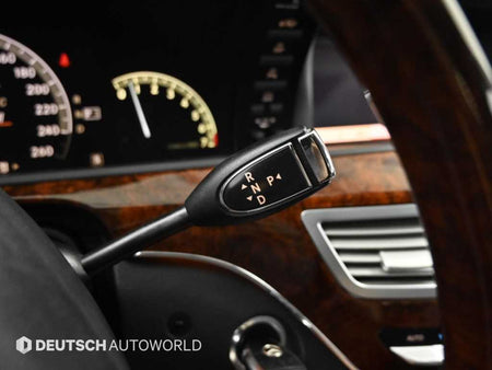 Mercedes-Benz S-Class — photo 10