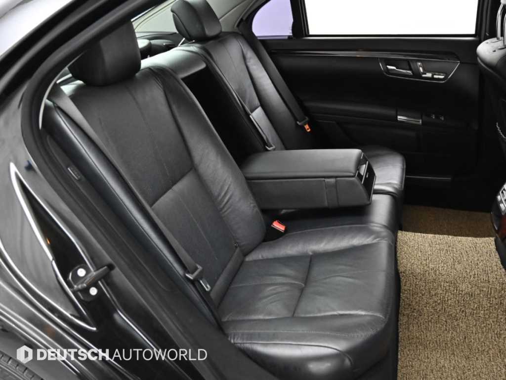 Mercedes-Benz S-Class — photo 13