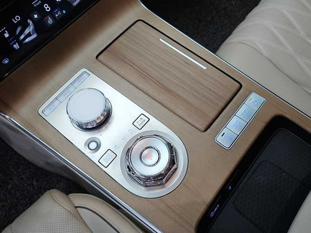 Genesis G80 — photo 08