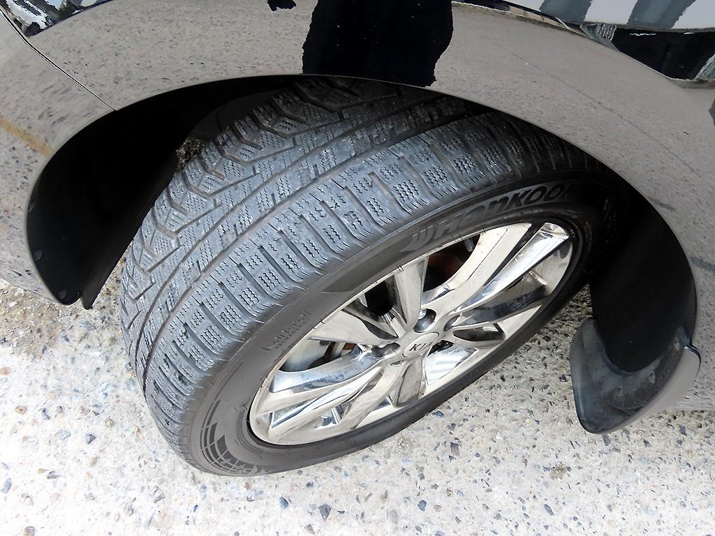 Kia Carnival — photo 20