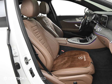 Mercedes-Benz E-Class — photo 10