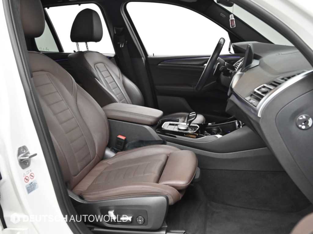 BMW X3 — photo 10